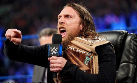 WWE对于蛋妞伤病严格封锁消息，未来职业生涯存疑！