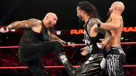 双打赛，乌索兄弟对阵卢克·盖洛斯&卡尔·安德森！《WWE RAW 2019.04.30》