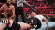 单打赛，肖恩·麦克曼暴打萨摩亚族人！《WWE RAW 2019.05.28》