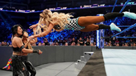 女子单打赛，卡梅拉对阵索尼娅·德维尔！《WWE SD 2019.06.12》