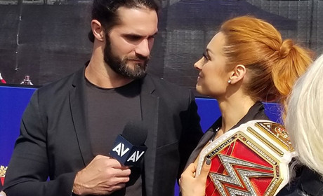 WWE塞斯与贝基大撒狗粮，后者直言我们在一起更强大！