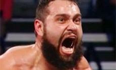 WWE又被人家抢先一步了，绿瑟夫哭晕在厕所！