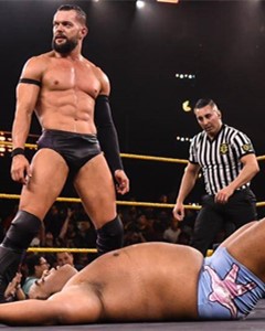 WWE NXT 2019.12.12 382期
