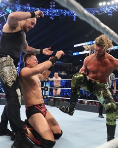 WWE SD 2019.12.28 1062期
