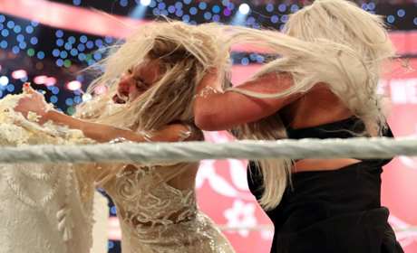 Impact明星吐槽WWE依靠女同制造惊喜，哗众取宠！