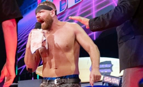 昨日AEW与NXT收视率大战结果曝光，AEW再签传奇巨星！