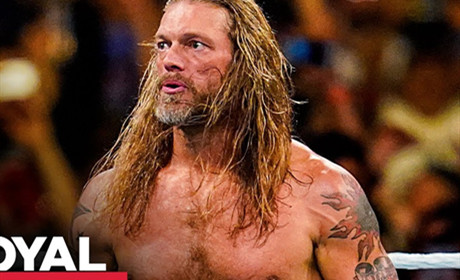 WWE老麦看中新人，并将其视为年轻的限制性巨星！