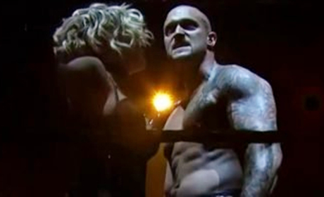 杀手克罗斯正式迎来NXT首秀，现场很爆炸！