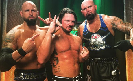 WWE现象级大师对于盖洛斯和安德森的解雇感到很抱歉！