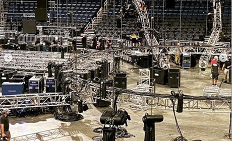 WWE已开始场馆搭建工作，运用黑科技，效果非同凡响！
