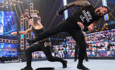 WWE大狗罗曼依然给力，可惜收视率却不尽人意！