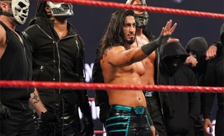WWE究竟何时决定让阿里担任复仇军团老大的？媒体公开了！