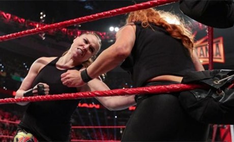 外媒曝光十字固女王WWE合同具体到期时间！