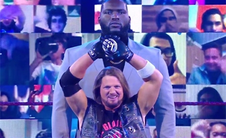 WWE现象大师身边的保镖究竟是何方神圣！
