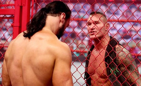 WWE吾王再度登基，德鲁从牢笼高处一落而下！