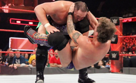 WWE巨星大招被模仿，兰迪被骂；塞纳警告选手勿用这个招式.
