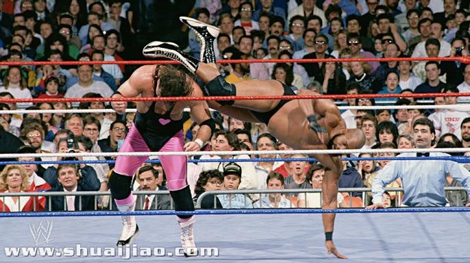 一同回顾摔角狂热4的精彩瞬间