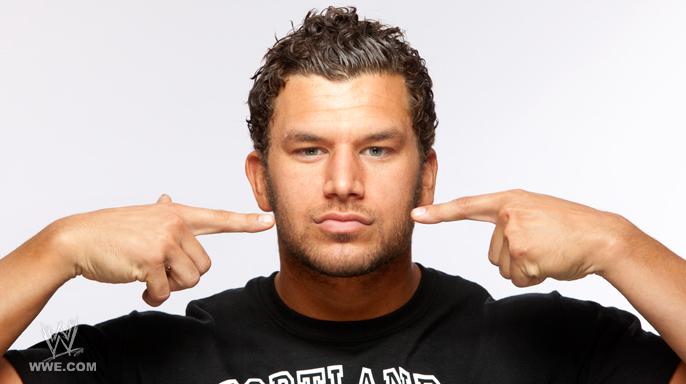 Johnny Curtis与Ted DiBiase向“11月留胡须活动”致敬