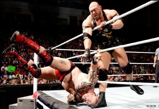 莱贝克 vs 天才帝 《RAW 2012.11.20》