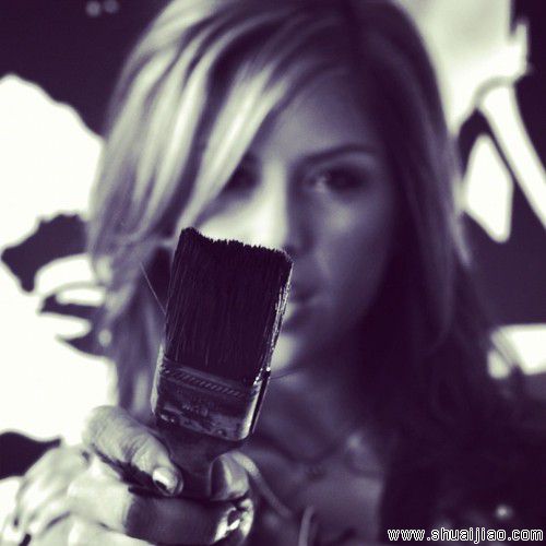 UFC举牌女郎布兰妮 性感泳装秀肥臀