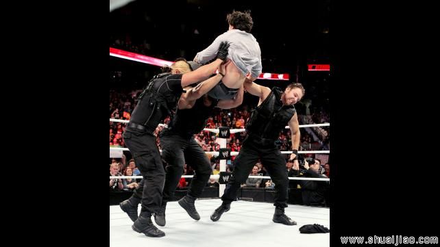 布拉德·马多克斯召唤圣盾《RAW 2013.02.05》