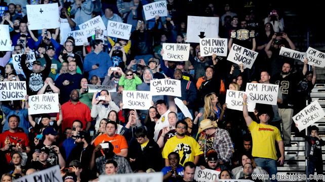 洛克 vs CM朋克《铁笼密室2013》