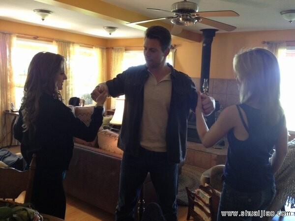 米兹新电影拍摄期间现场照