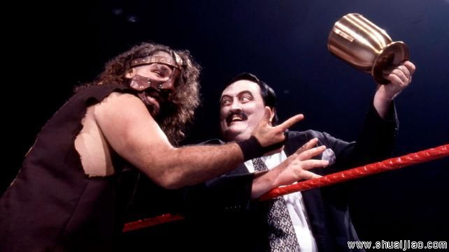 保罗·贝尔的道具骨灰罐