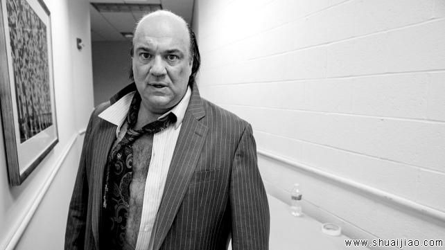 本周RAW保罗·海曼遭HHH攻击后狼狈花絮照