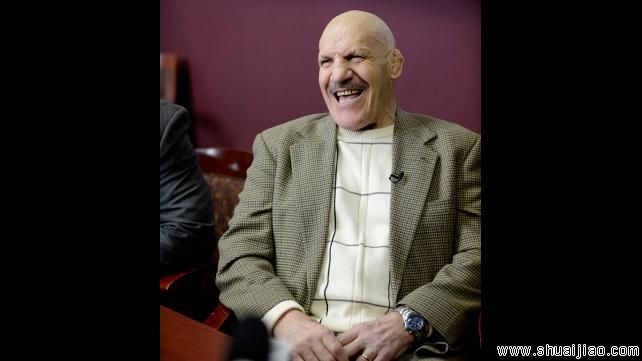 泽西市关键人物布鲁诺·撒姆马提诺