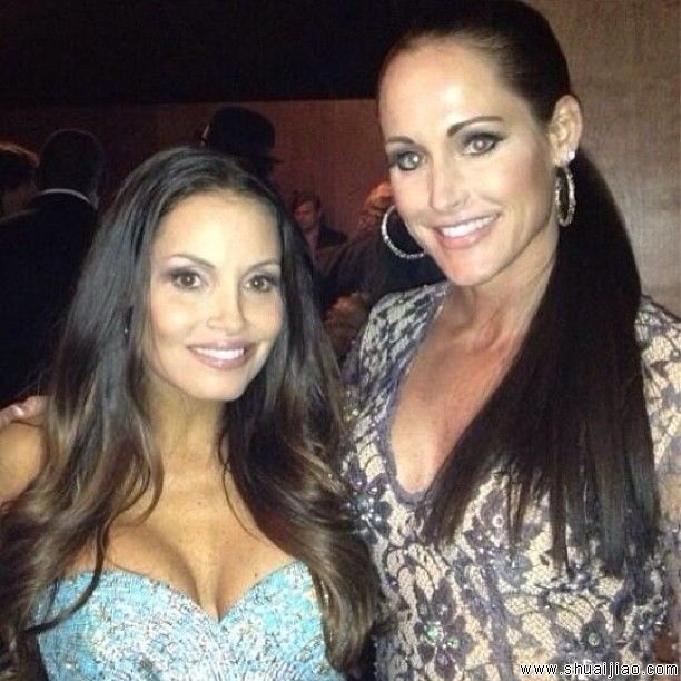 名人堂后台女郎自拍合影