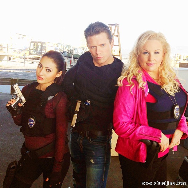 米兹新戏《Christmas Bounty》拍摄现场