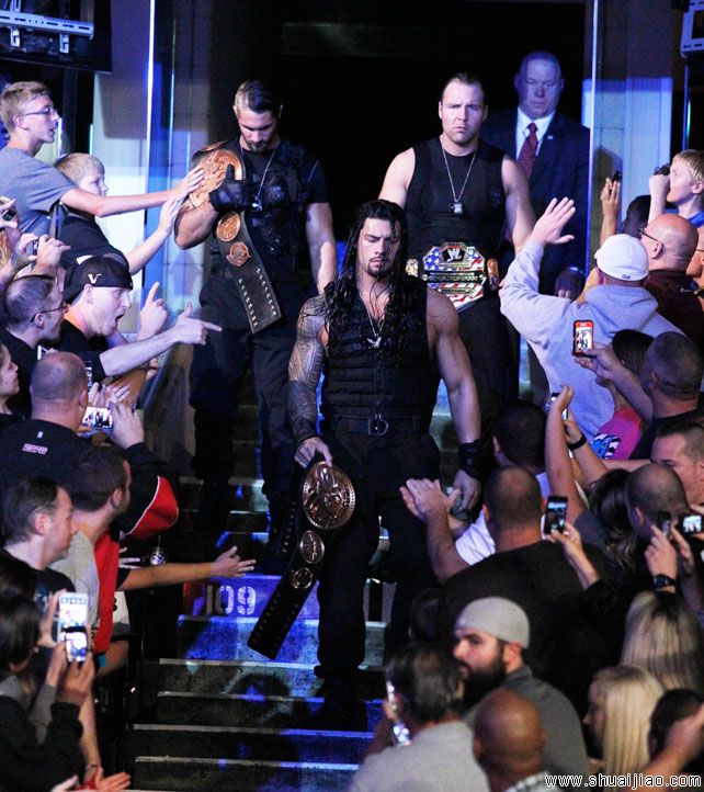 丹尼尔·布莱恩 vs 罗曼·雷恩斯《RAW 2013.09.17》