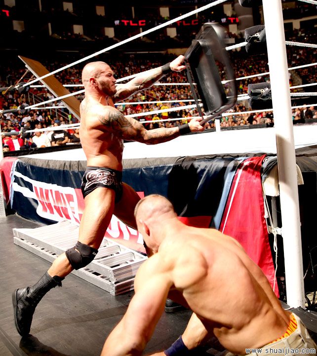 约翰·塞纳 vs 兰迪·奥顿《桌梯椅大赛2013》