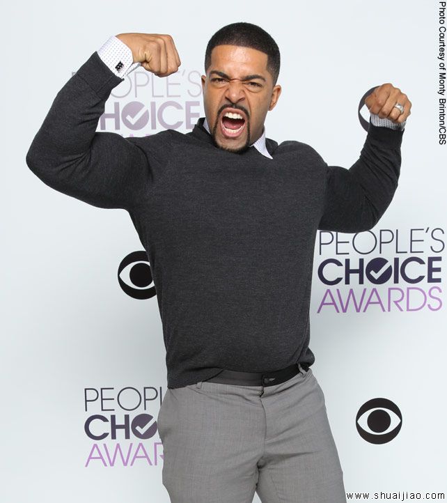 大卫·奥滕加出席2014美国观众票选奖