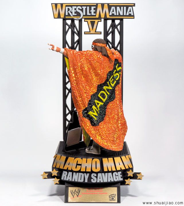 WWE兰迪·萨瓦格纯手工精美雕像展示