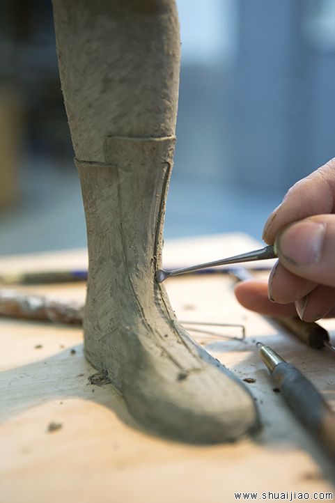 独家揭秘：巨人安德雷纪念奖杯制作过程