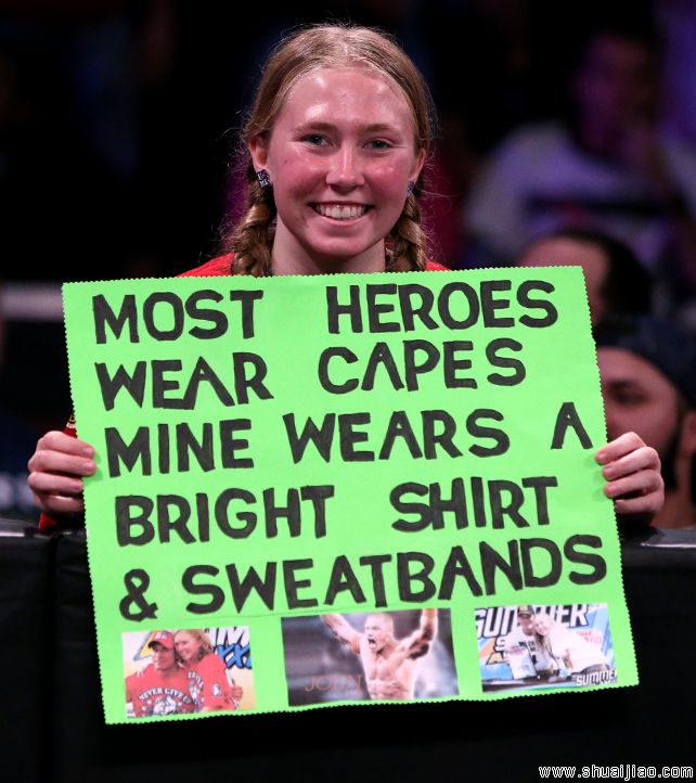 RAW 2014.08.26粉丝现场标语大荟萃牌