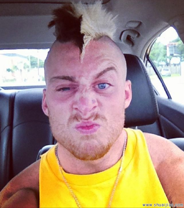 恩佐·阿莫雷粗暴的发型