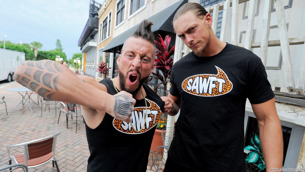 WWE选手都在后台干嘛？！