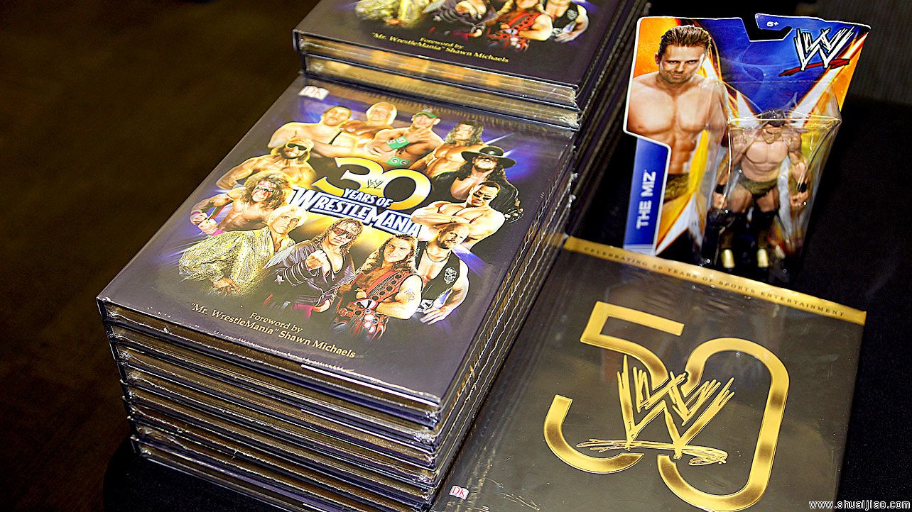 米兹、希莫斯“摔角狂热30年”杂志签售会