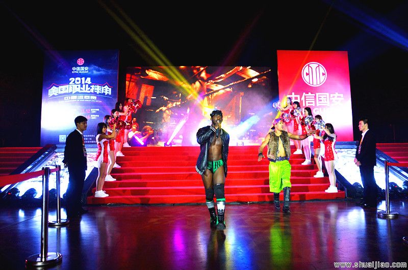 WWN中国巡回赛 中信国安第一城站火热开打