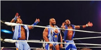 WWE“新一天”黑人组合正式登场，首战获胜！
