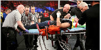 WWE官网：安布罗斯遭受气管炎及气管损伤