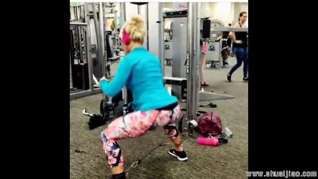 丹娜·布鲁克2015年健身照片