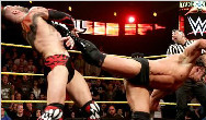 NXT冠军头号挑战者争夺赛：阿德里安·内维尔 vs 芬·巴洛尔《NXT Rival》