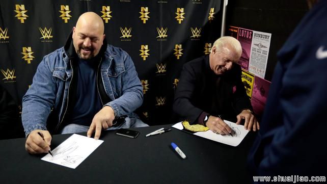 WWE超级巨星粉丝见面会