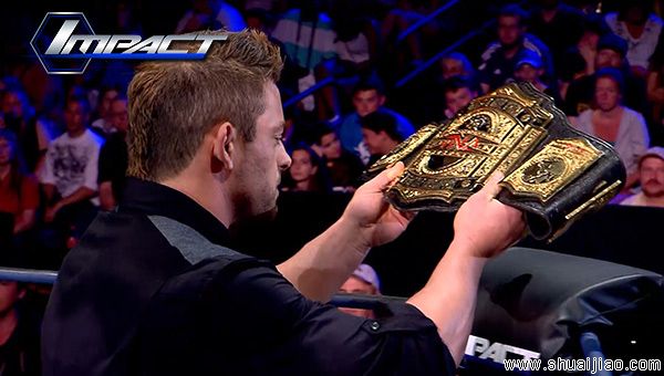 TNA战报:安格争议判罚卫冕 饿狼组合无奈交还腰带