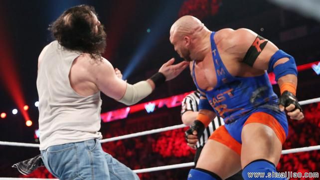 莱贝克对阵卢克·哈珀《RAW 2015.04.14》
