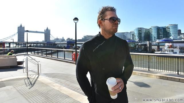 WWE巨星们在英格兰旅游照片